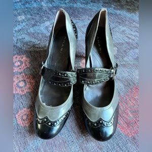 Tahari Black and Gray Spectator Mary Jane Pump - 7